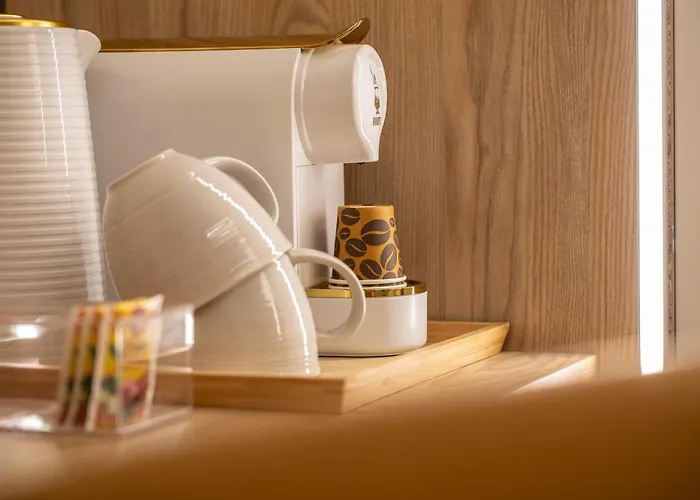 La Casa Delle Dee - Self Check-in 4* Bologna